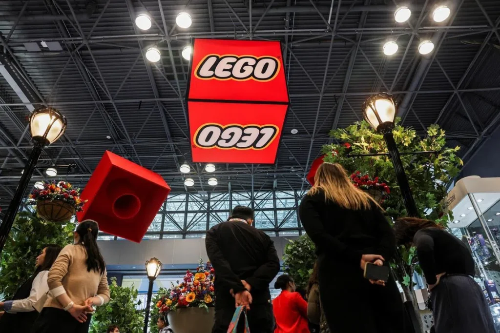 Lego menghadapi biaya tinggi, fokus pada inovasi dan Pokemon