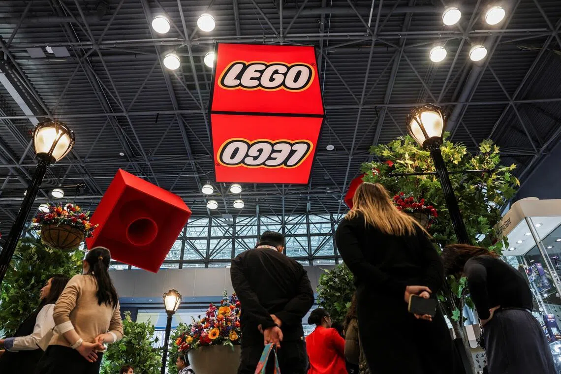 Lego menghadapi biaya tinggi, fokus pada inovasi dan Pokemon