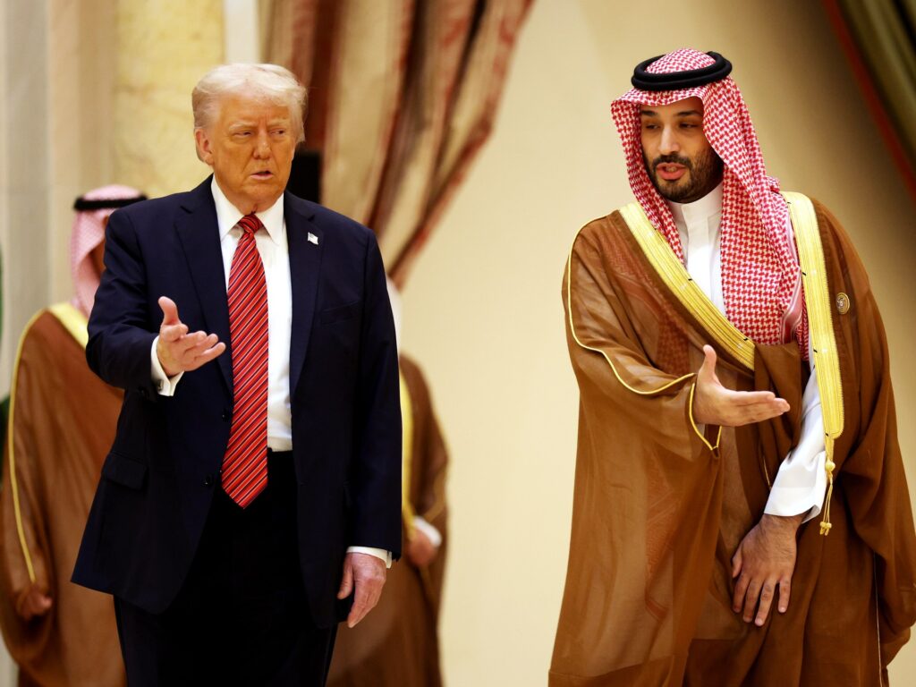 program nuklir Timur Tengah dengan fokus pada Saudi dan Iran